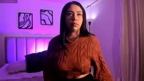 im_maitee online show from December 14, 3:56 am