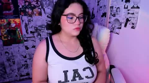 mei mei uwu online show from May 9, 2:13 am