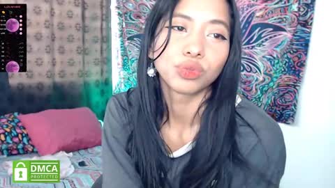 Cutie pie online show from December 10, 3:44 pm