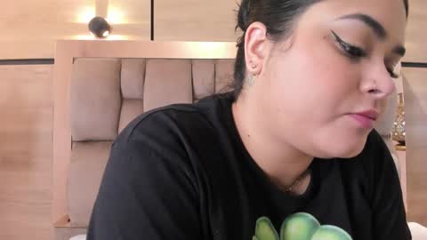 im mou  online show from March 17, 12:53 pm