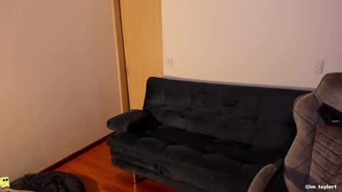 TAYLOR  online show from February 26, 12:41 am