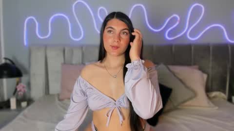 Val online show from March 17, 2:10 pm