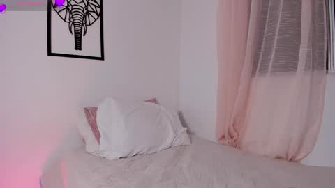 Emily  But you can tell me Emi online show from March 9, 11:41 pm