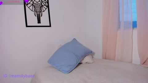 Emily  But you can tell me Emi online show from April 5, 11:04 pm