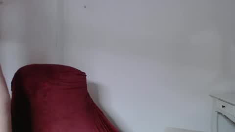 Pola online show from February 26, 10:00 pm