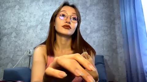 Alice online show from October 4, 7:47 am