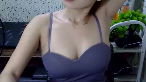 Im sad because im lonely wish help me here online show from May 26, 1:54 pm