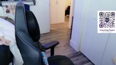 incomingtease online show from February 20, 6:09 pm