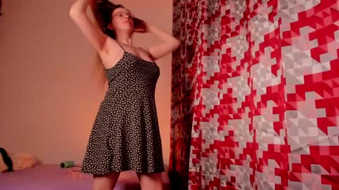 Snapshot of indian_summer_ chatting on December 15, 6:26 pm Melissa No Baby or bb sexy etc... online show from December 15, 6:26 pm