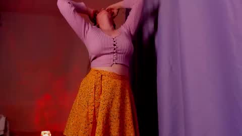 Snapshot of indian_summer_ chatting on September 16, 10:51 pm Melissa No Baby or bb sexy etc... online show from September 16, 10:51 pm