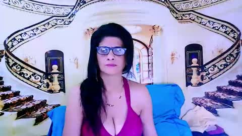 Femiez online show from January 2, 5:03 am