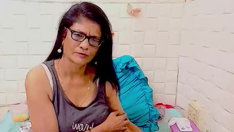 Femiez online show from April 1, 1:41 pm