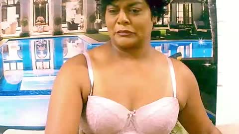 Snapshot of indiancherrypie chatting on December 28, 7:00 am indiancherrypie online show from December 28, 7:00 am