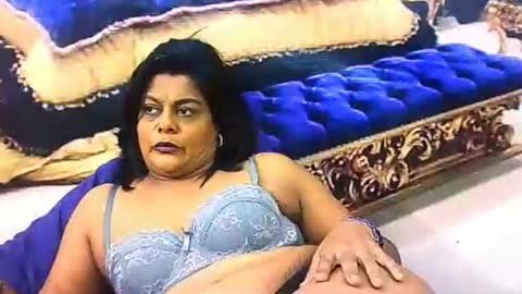 indiancherrypie online show from November 3, 7:45 am