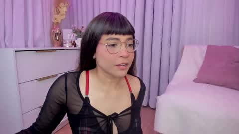 Snapshot of indiancutie_ chatting on September 24, 2:05 pm MIA online show from September 24, 2:05 pm
