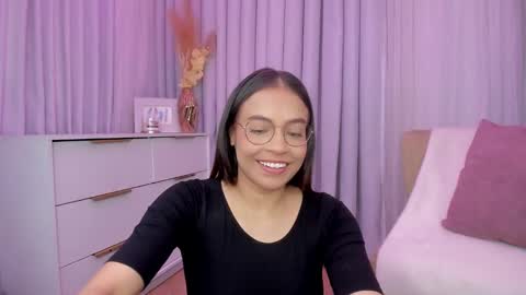 Snapshot of indiancutie_ chatting on March 9, 6:00 pm MIA online show from March 9, 6:00 pm