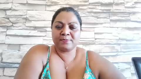 indiandelia online show from January 25, 11:24 am