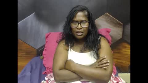 indiandeluxe online show from November 7, 11:20 pm