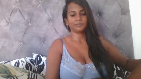 Snapshot of indianjasmin chatting on February 27, 6:29 am priya online show from February 27, 6:29 am