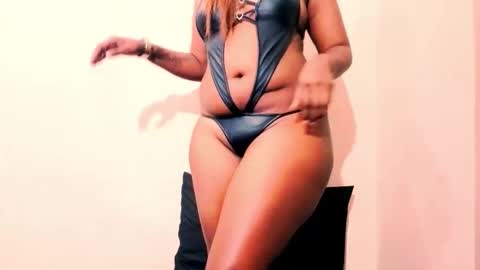 indianplaymate online show from May 21, 5:22 pm