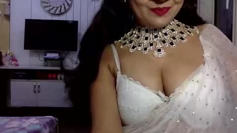 Radha online show from November 17, 5:24 pm