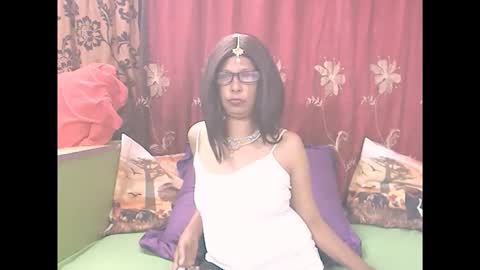 Snapshot of indiansaiyaara chatting on September 24, 7:35 pm indiansaiyaara online show from September 24, 7:35 pm