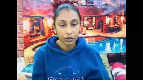 indiansexybutt4u2luv online show from June 8, 6:03 am