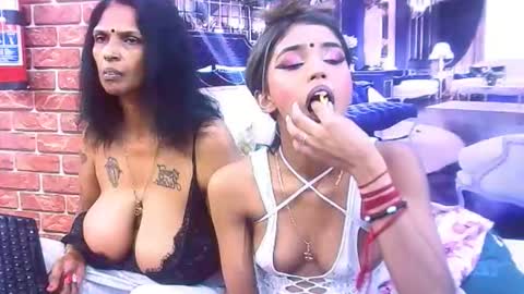 indiansexyslender4u2luv online show from December 16, 7:03 am