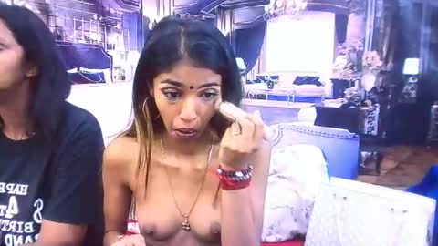 indiansexyslender4u2luv online show from November 30, 5:33 am