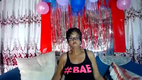 indiansweetlips online show from February 19, 8:44 am