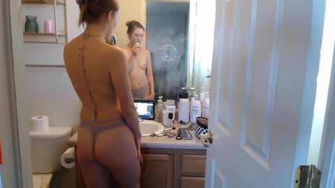 Gwen Stiff-On-Me online show from January 13, 6:38 pm