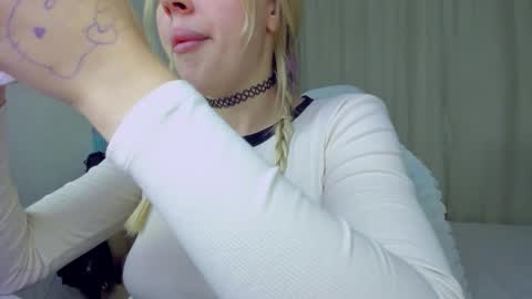 Indy Kally online show from September 27, 7:43 pm