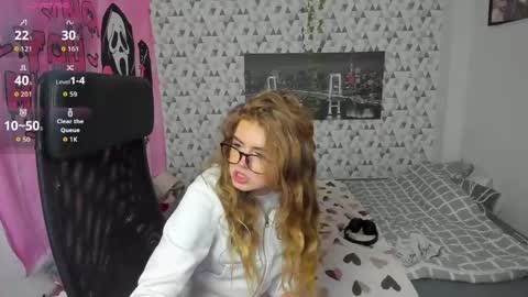 iness_lex online show from May 19, 7:04 am