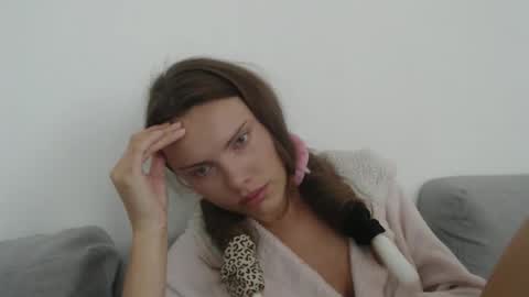 Sweet girl online show from September 29, 11:04 am