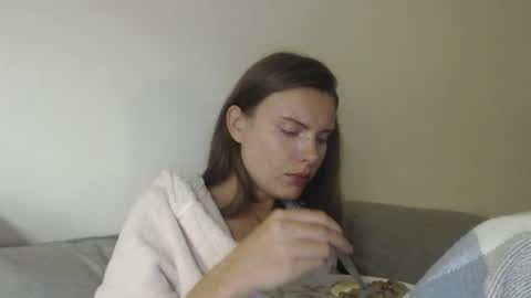 Sweet girl online show from September 13, 7:55 pm