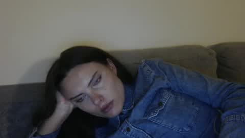 Sweet girl online show from October 15, 9:17 pm