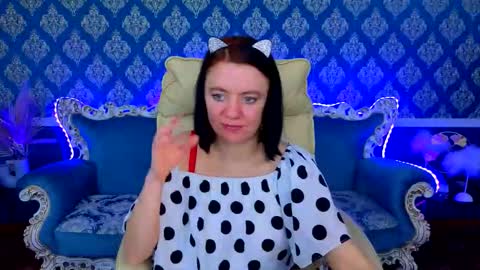 ingrit_tass online show from February 12, 7:10 am