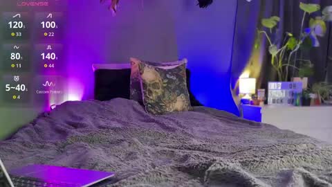 Xenia online show from May 11, 4:04 pm