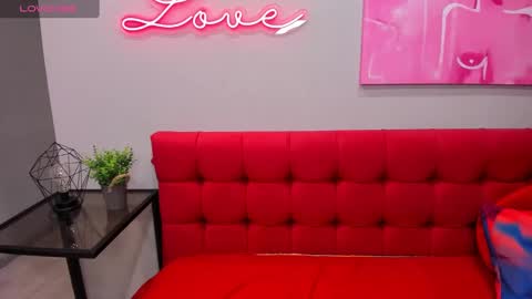 Snapshot of innalovely chatting on February 10, 1:24 am Inna online show from February 10, 1:24 am
