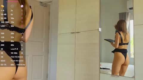 Mila Reef online show from February 20, 6:19 am