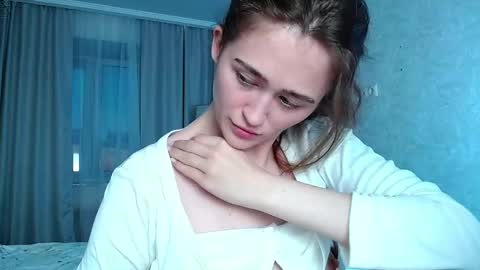 Lina online show from May 26, 4:06 pm