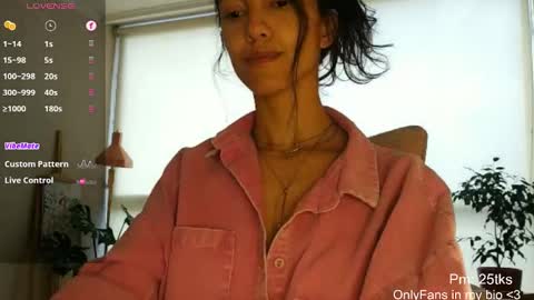 Laroa online show from May 24, 8:41 pm