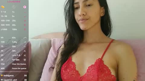 Laroa online show from October 17, 7:06 pm