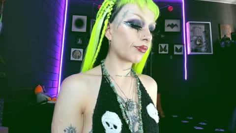 Snapshot of insania_999 chatting on January 30, 5:28 pm SANIA online show from January 30, 5:28 pm