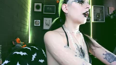 Snapshot of insania_999 chatting on February 26, 3:32 pm SANIA online show from February 26, 3:32 pm