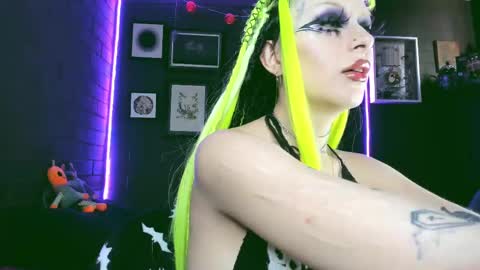 Snapshot of insania_999 chatting on February 20, 4:58 pm SANIA online show from February 20, 4:58 pm