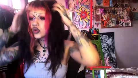 Insunnity666 online show from May 11, 3:40 pm