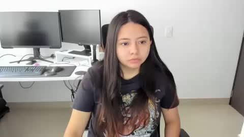 Iris 3 online show from February 16, 1:22 pm