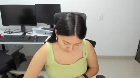 Iris 3 online show from February 27, 11:15 pm