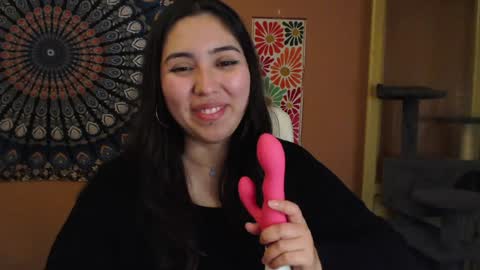 Africa online show from December 10, 7:54 pm